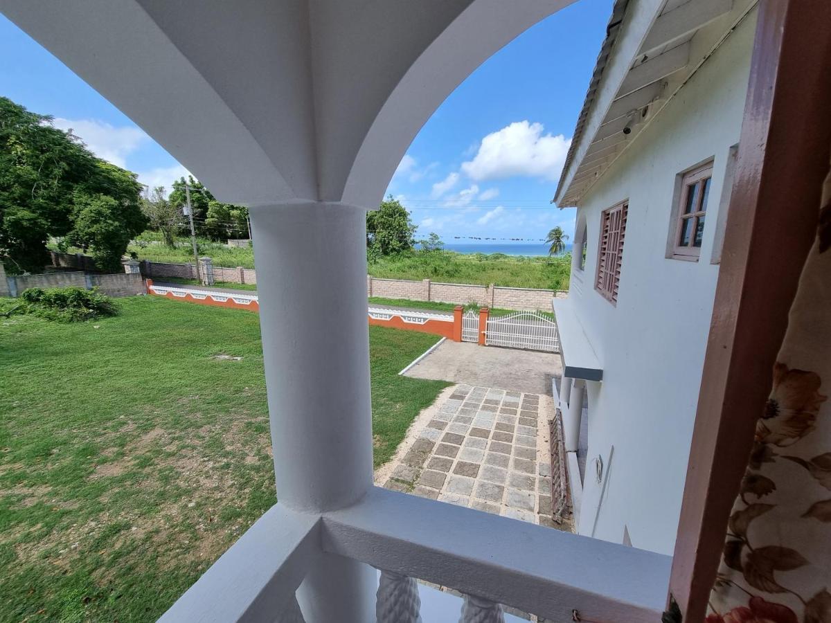 Shaw Park Gem Apt 12D Ocho Rios Kültér fotó